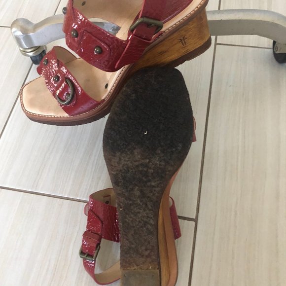 Wood heeled sandals - Picture 5 of 7